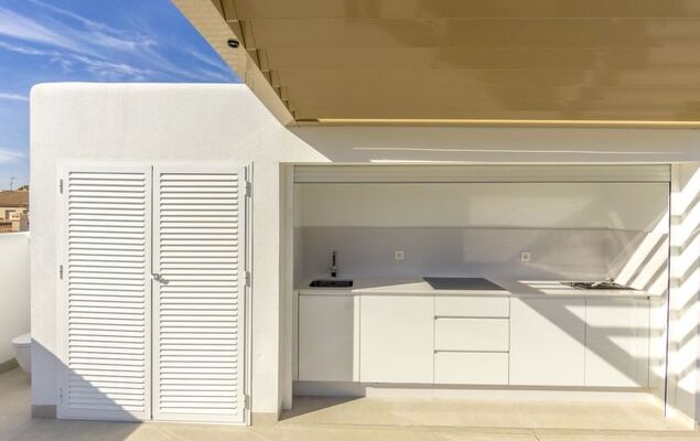 Tropical Beach Penthouse - Photo 20