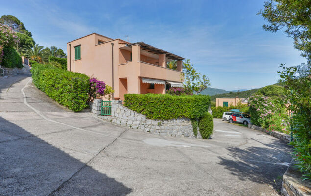 Sunny House - Photo 24