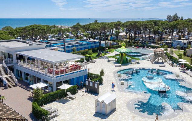 Green House - Photo 3