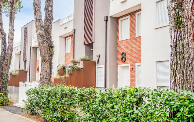 Green House - Photo 20